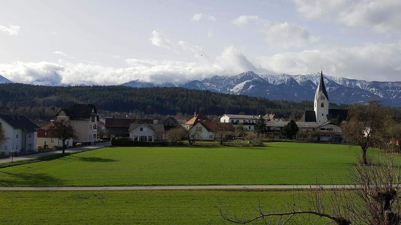 Gastehaus Melcher Villach Bagian luar foto